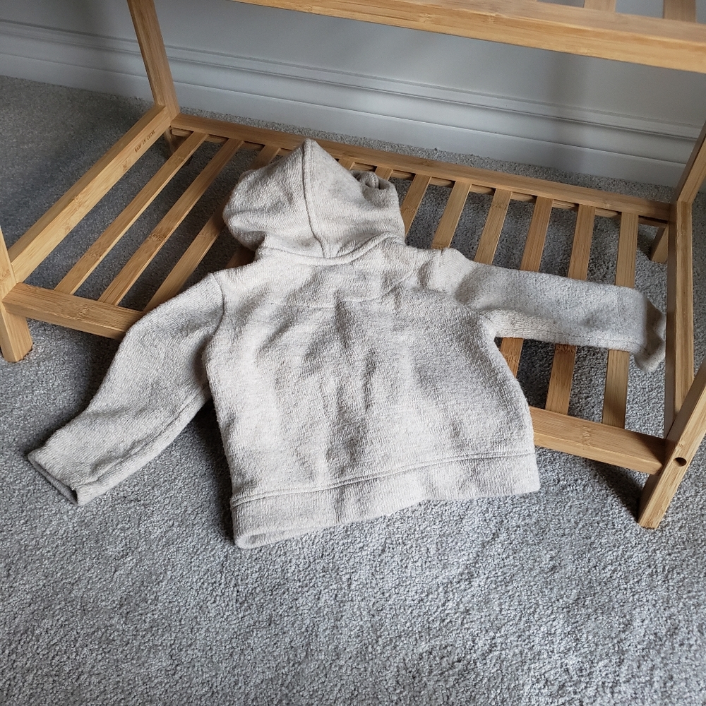 ZARA Adorable Cream Bear Ear Sweater - Picture 6 of 6